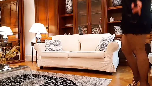 Istri Dewasa Pirang Cantik Menikmati Seks Dalam Stoking