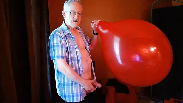 142) Three Big Balloons Kinky Popping Fun with Daddy Balloonbanger
