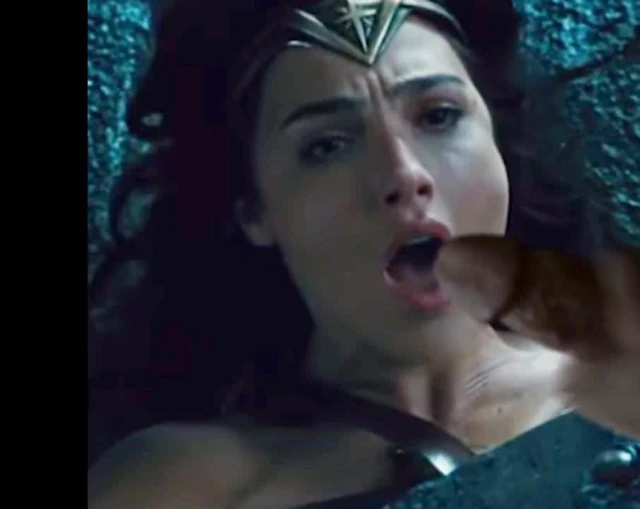 Gal Gadot Wonder Woman Cum Tribute