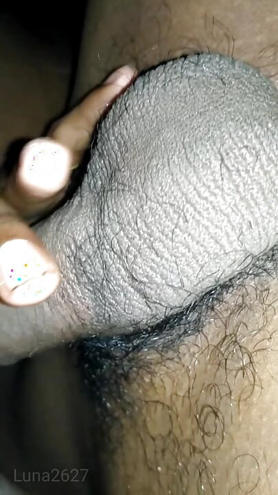 Hot Delhi college girl fucked boyfriend in girl hostel