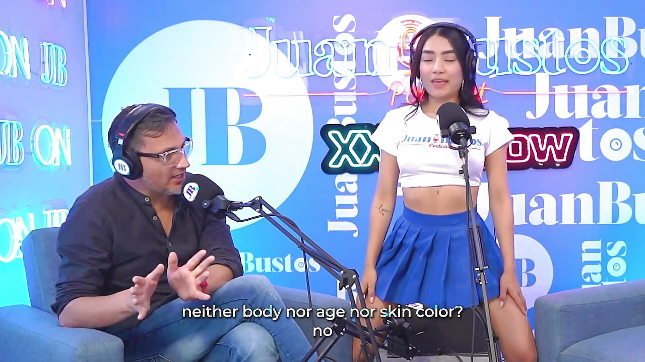 Little Kinky Colombian Mayraoficial Cums on the Sybian Machine - Juan Bustos Podcast