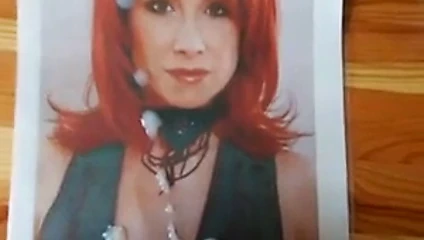 eniko 3 üzerinde Cum