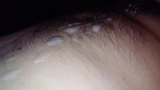 Mijn pik aftrekken tot een enorme lading dik sperma in slow motion
