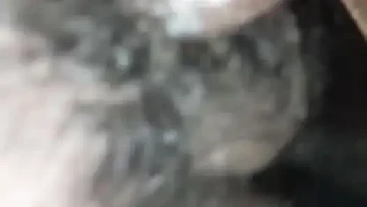 Янцзы апни чут анкал се чуда рахи