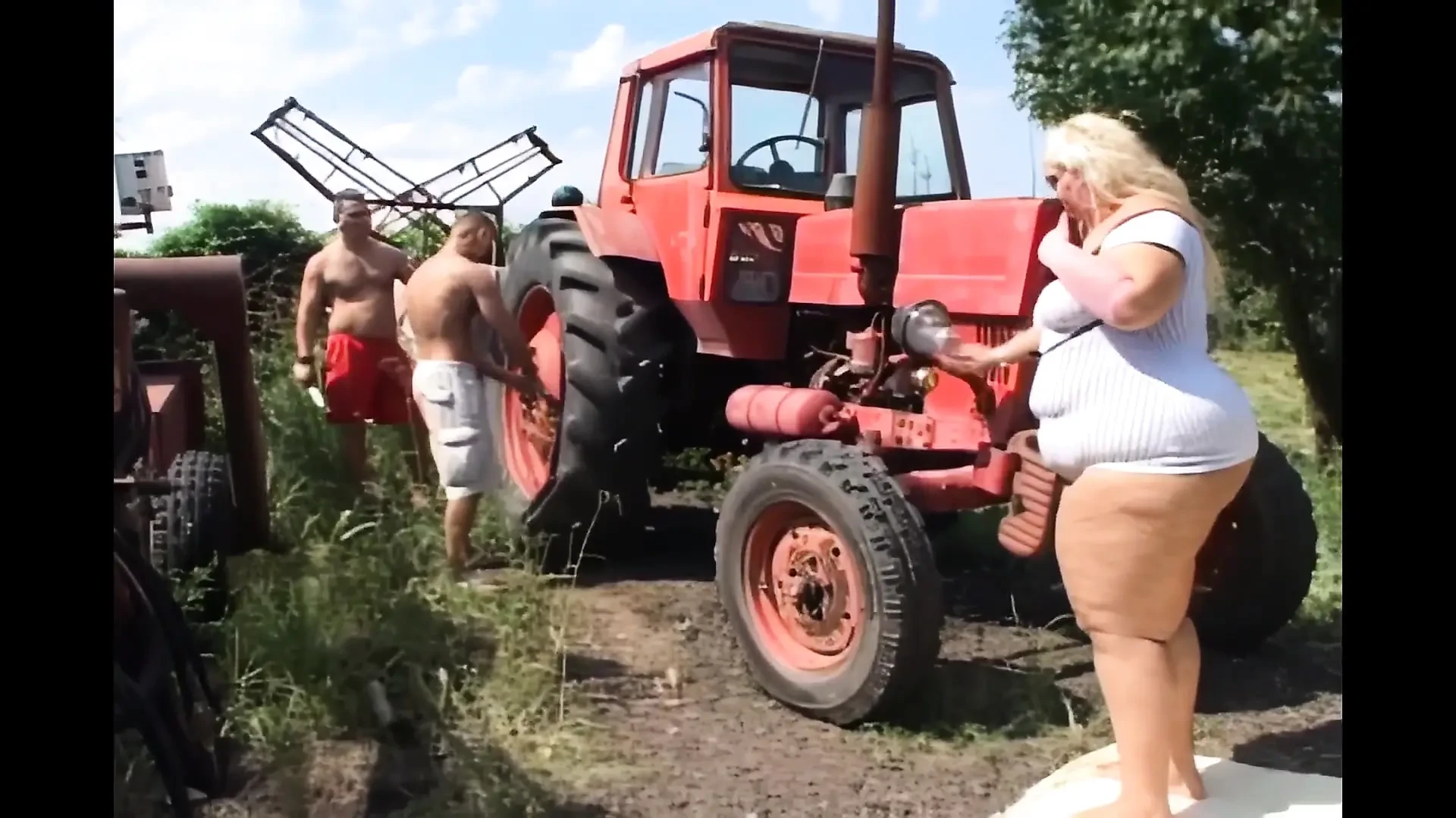 Outdoor,outside,threesome,vintage