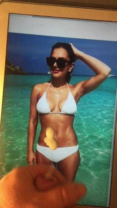 Danish actress Stephania Potalivo cumtribute