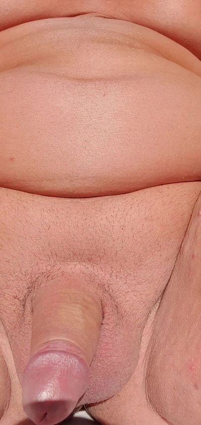 Chiara นอกอาคารด้วยความปราณี คลิป 1