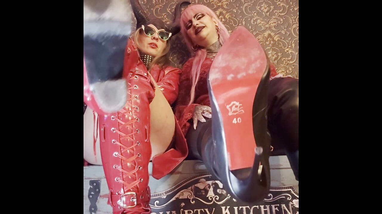 阿拉伯女神Sorcores是我在德古拉调教城堡的客人