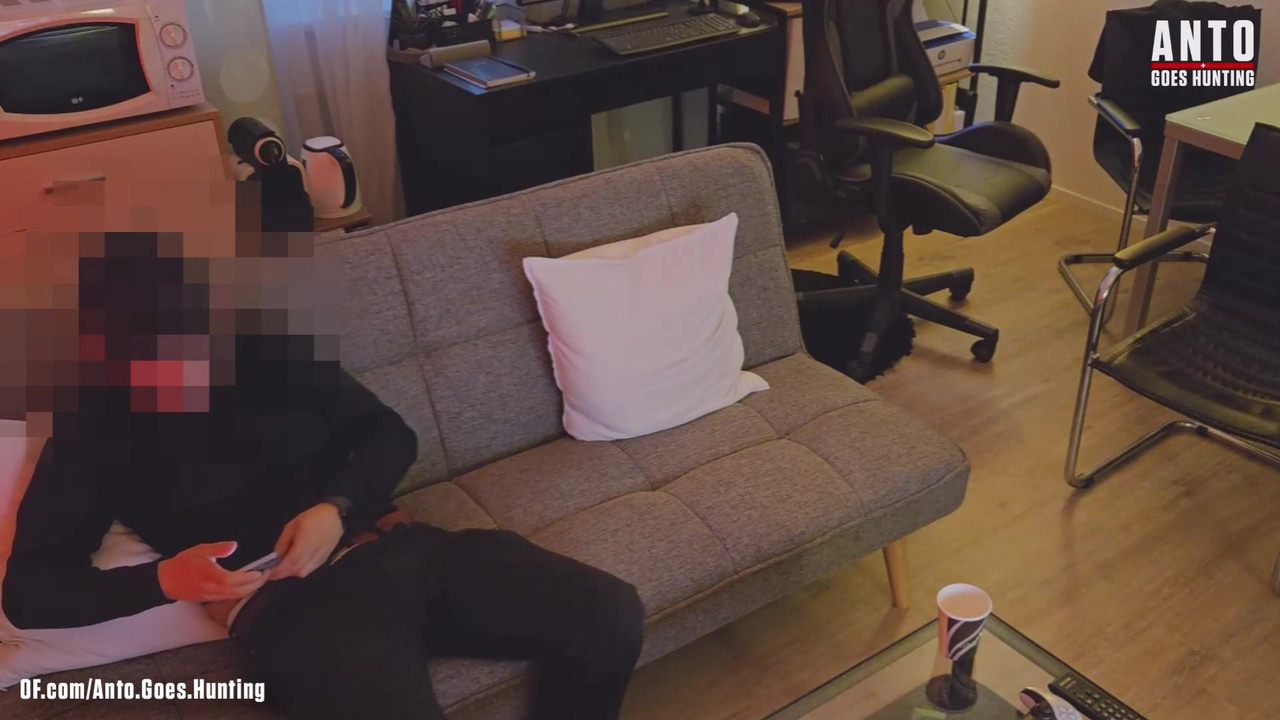 克里斯和史蒂文的首次3P当晚他们认识了对方