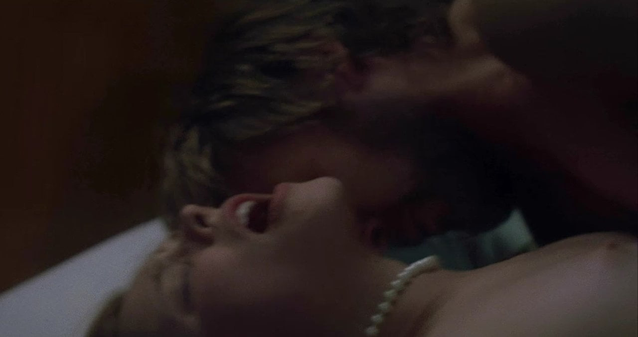 Rachel Mc Adams em topless em um sexo quente do notebook