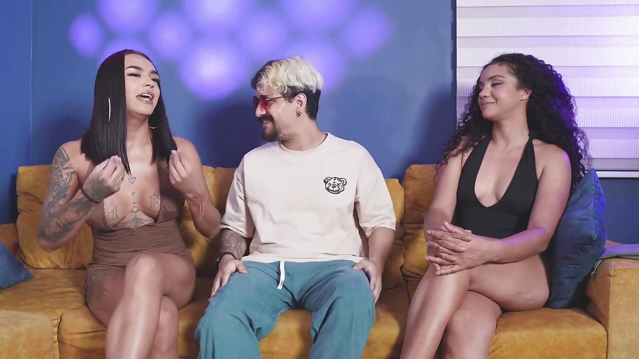 Sexo Con La Trans Tetona Y La Morena Culona - Entrevista Con Andromeda Hot Y Tina Queen