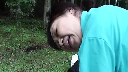 A076G11 A mature woman in her sixties is about to apply for AV. Nymphomaniac SEX in the shade of a tree in the forest!