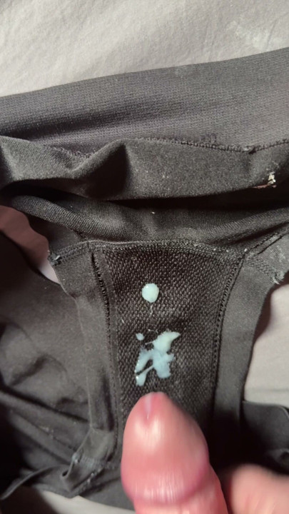 Cumming in black panties