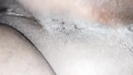 Ibu tiri desi menunjukkan memek dan payudara susu