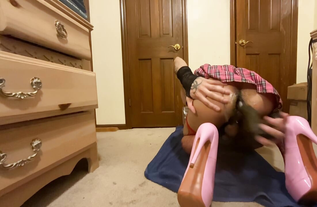 Tranny Sissy Schoolgirl Buttslut Anal Drilling