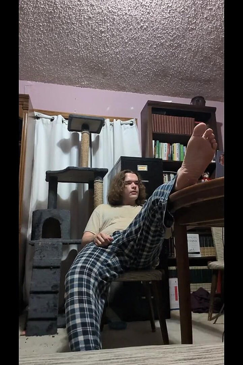 昔のマスターベーション動画を見つけた