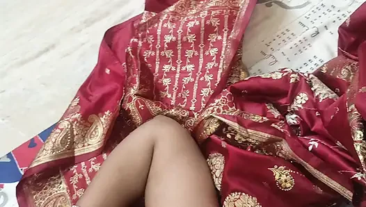 Batchelor neighbour men qHousewife red colour saree with hot fucking