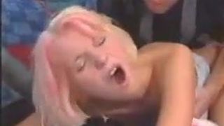 A1nyc sexy junges Emo-Mädchen wird gefickt