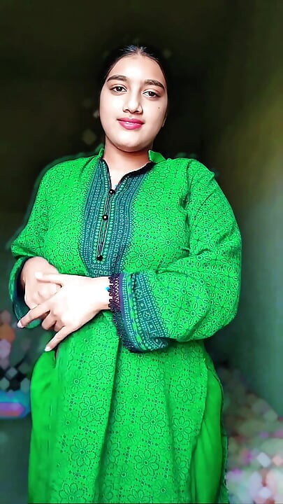desi village girl masterbating and sowing boobs full nude viral mms