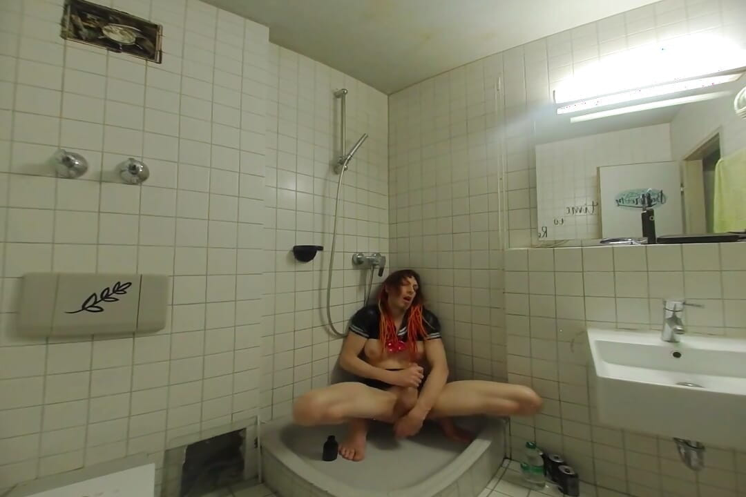 Jasmine_dlight - Deep Double Dildo in the Shower Vr180