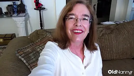 Hairy Granny Lexie Cumming Shaves Pussy and Masturbates with Toy