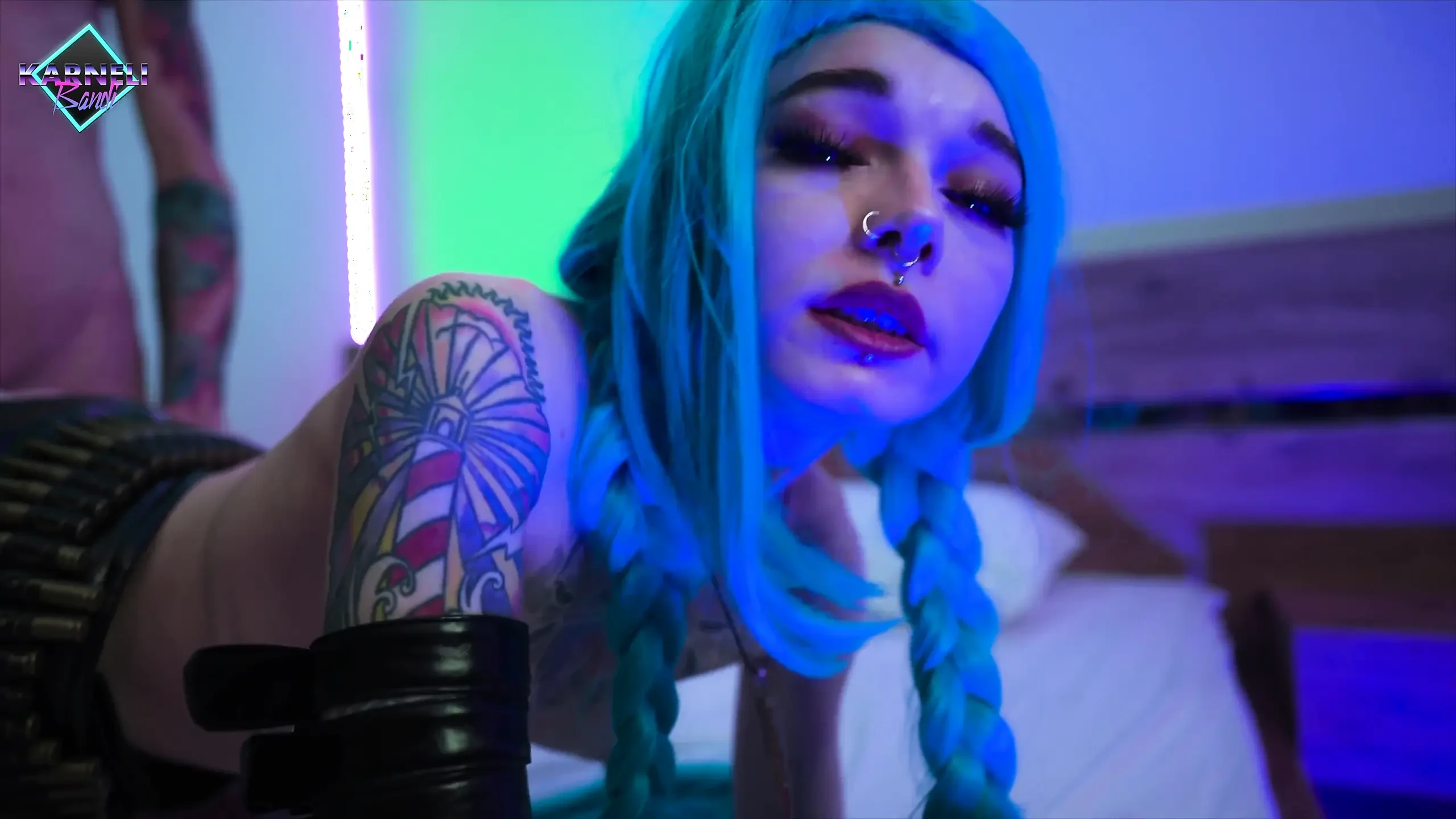 Slutty Jinx deep anal and sweet moans. Karneli Bandi