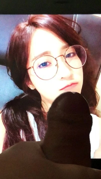 Cumtribute to my goddess Feary 002