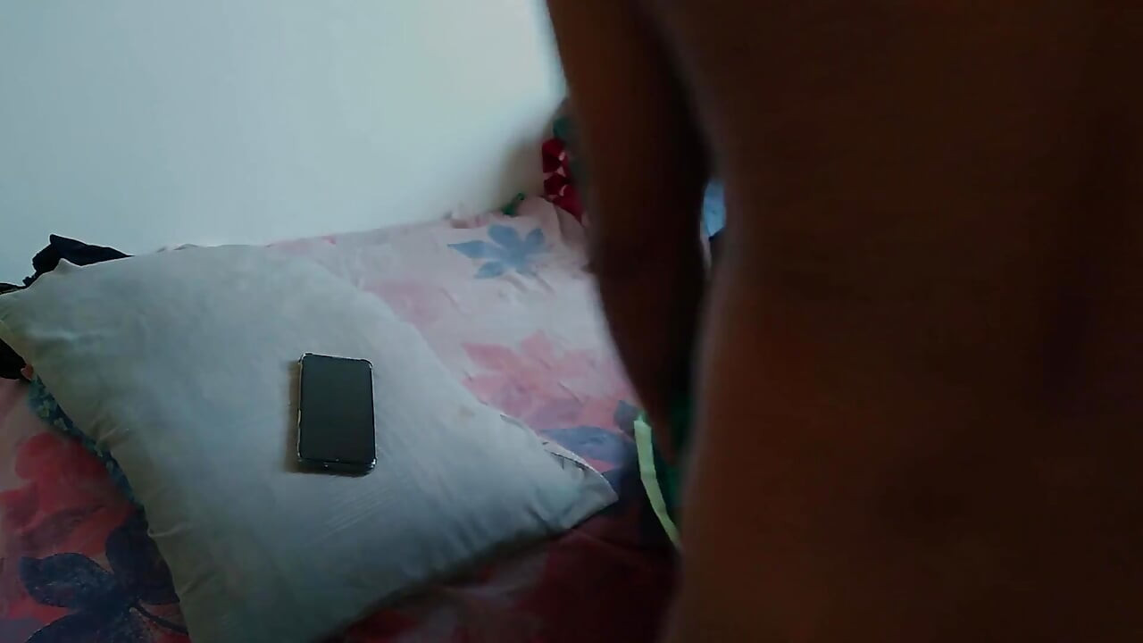 Telugu Stepaunty in Green Saree with Huge Boobs on Bed and Fucks Neighbor While Watching Porn on Mobile - Huge Cumshot