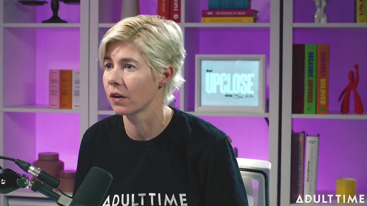 Hailey Rose : tumblr, échangistes et l’incident des céréales | Le podcast time pour adultes