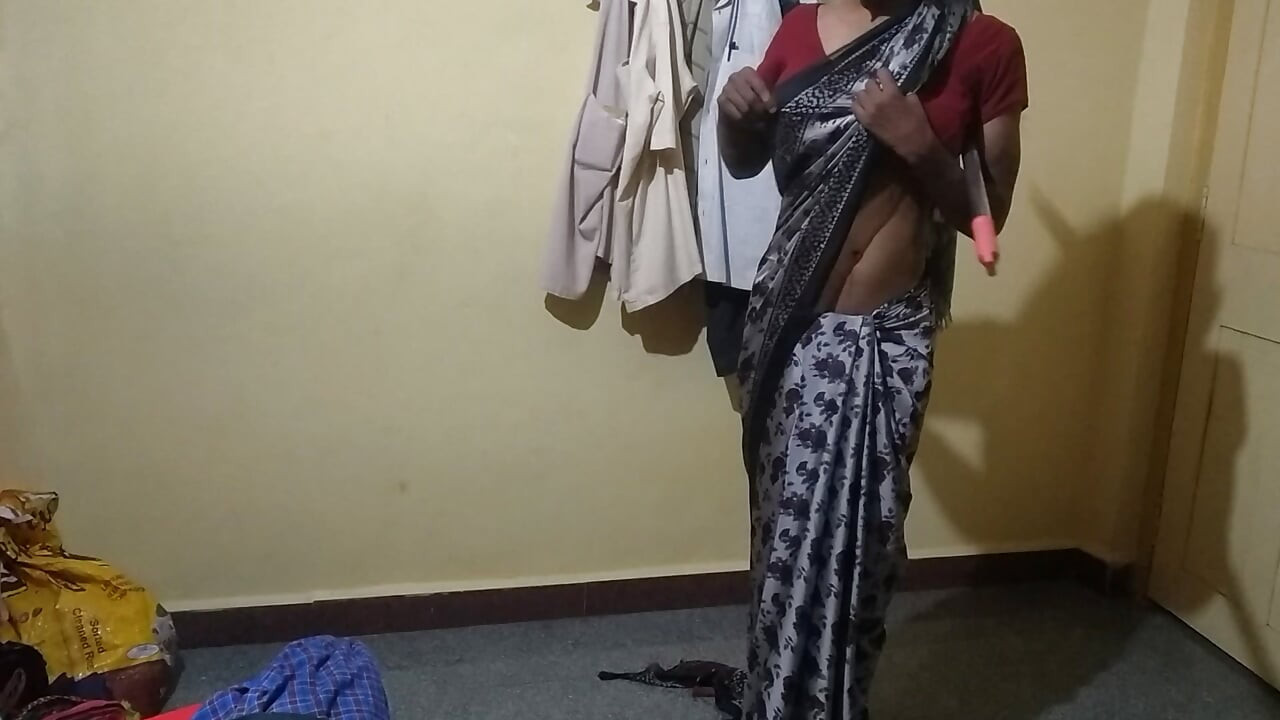 Cleaning home in mom's saree