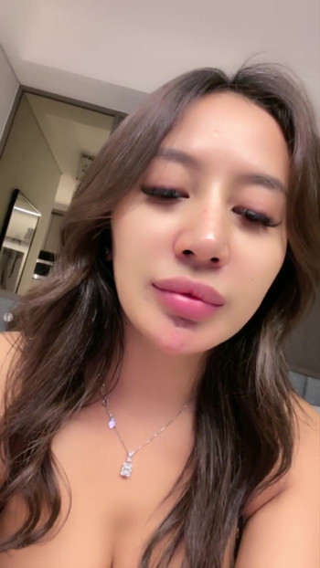 Гаряча пизда прямо тут чекає чорного члена індо | Кліп 3