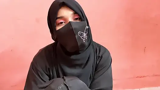 Sexy girl is come to my house for hard fucking