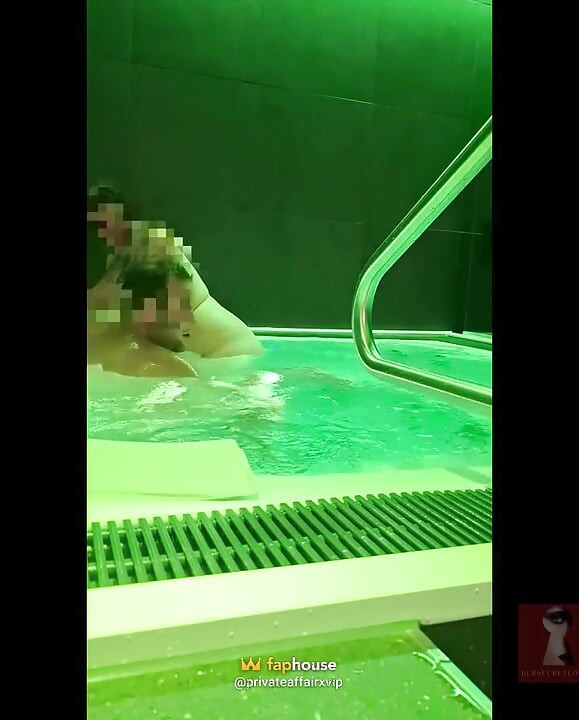 18yo Fan Spotted Me at the Public Spa and Filled Me up in the Hot Tub