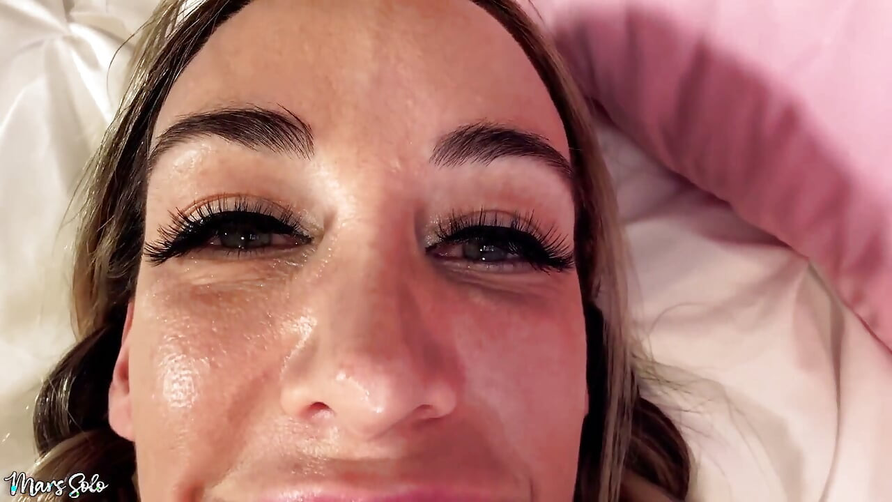 POV sexkamp med impregnering Fantasi & POV kyssar - brottas mig för min bikini som förvandlas till sex och en oavsiktlig creampie