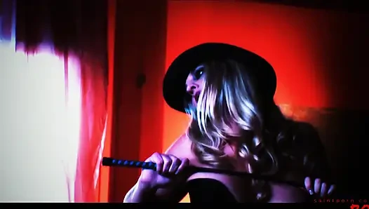 Jordan Kingsley ve Tanya Tate giyinip yarak alıyor