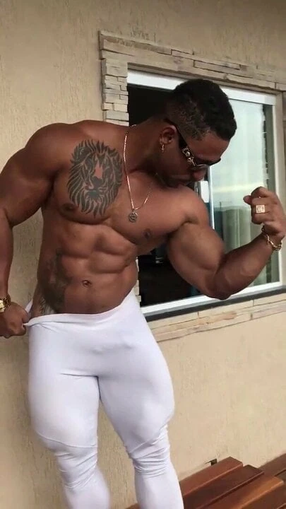 Muscled BBC show off
