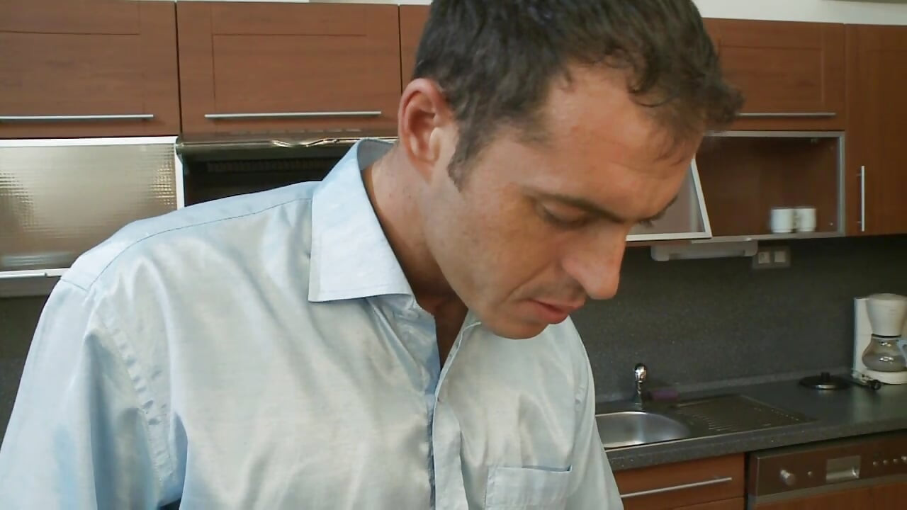 สาวร่านนมใหญ่ 4 ควยใหญ่