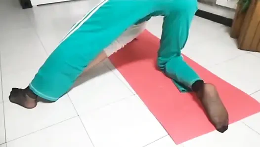 Упражнения по нейлоновой йоге