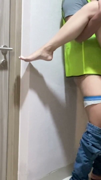 VIRAL 변태 주차 요원이 호텔에서 | 클립 1