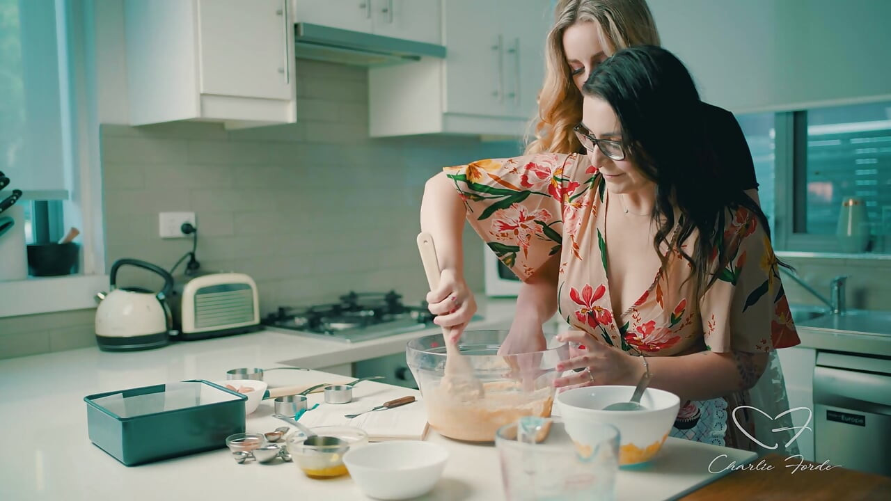 Bake Me a Cake Featuring Charlie Forde, Chasey Devil