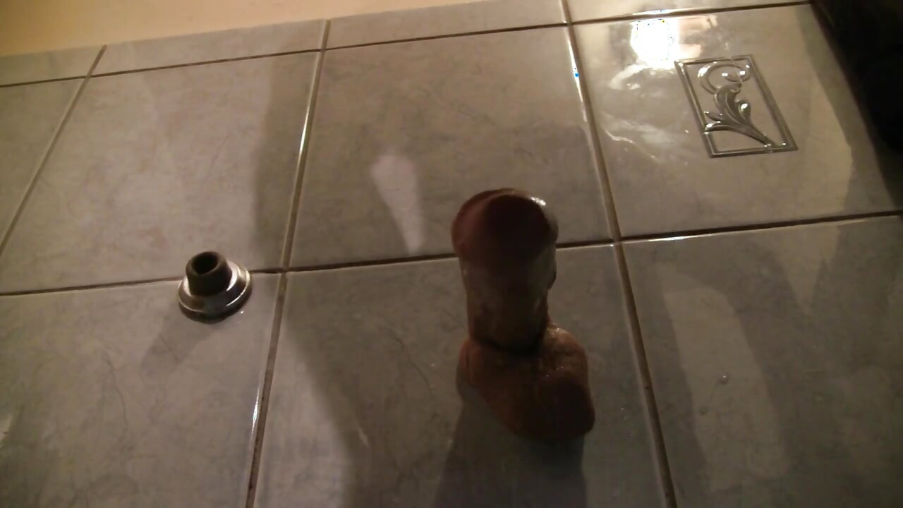 Igra se s ogromnim dildima