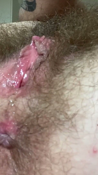 Dubbele orgasme harige kut grote clit | Clip 2