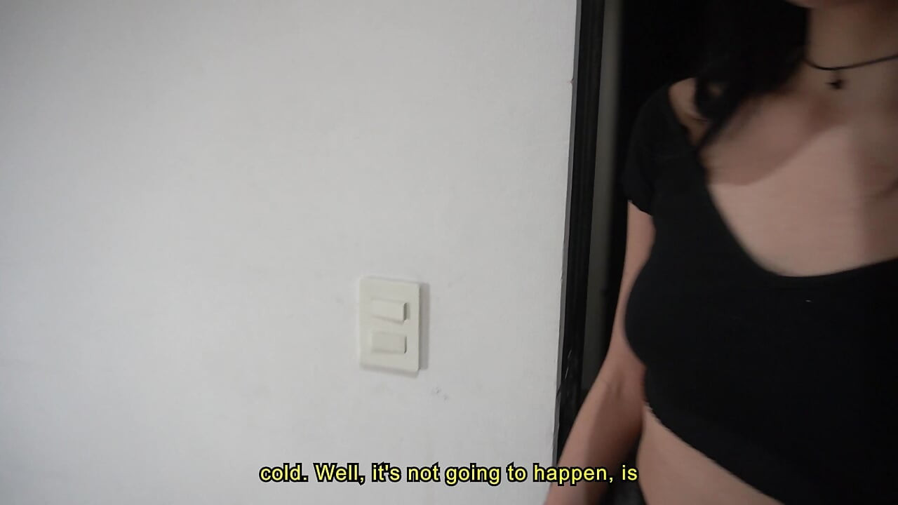She came to collect the rent and left caught and without money