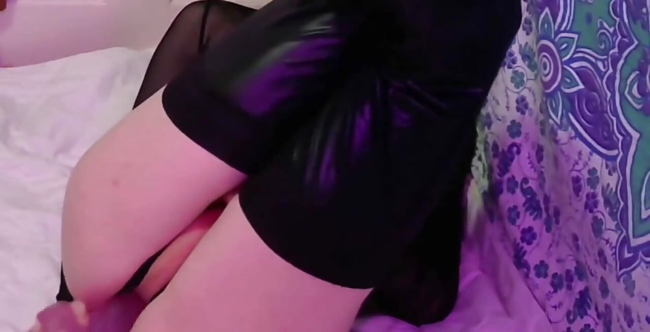 Worship My Juicy Butt!