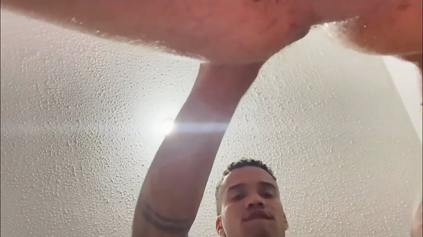 Fucking the Straight Guy From the Gym Who Has a Girlfriend