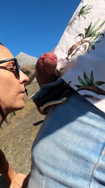 دع الكريمة الساخنة تتدفق في فمي!