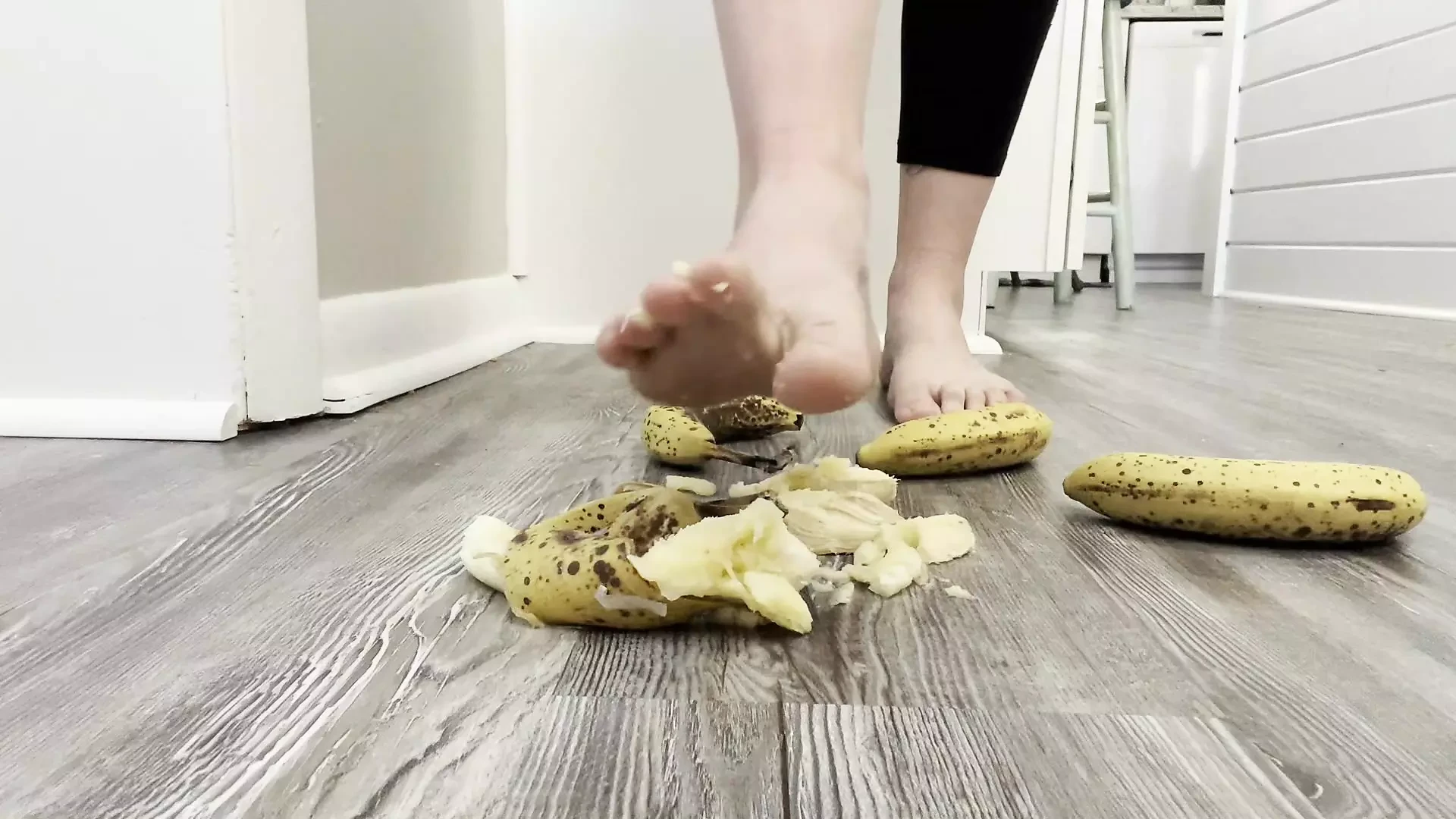 Banana Crush with Feet