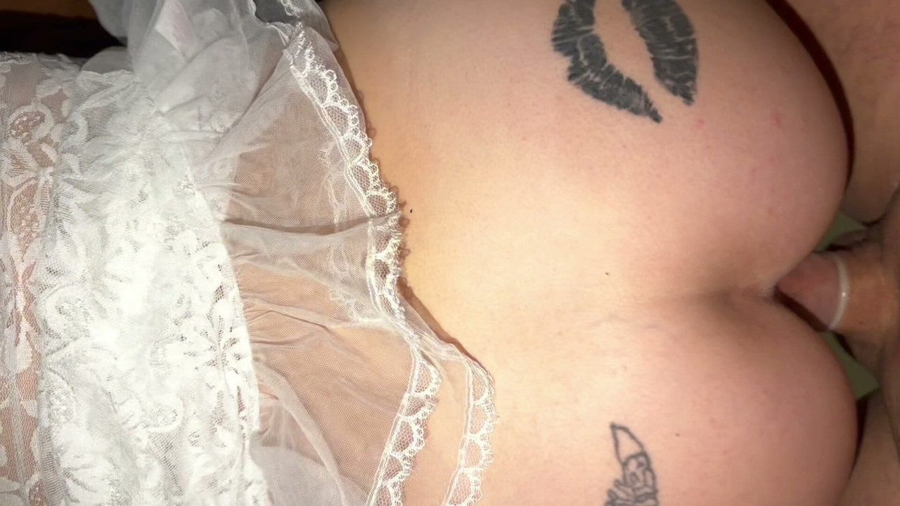 My sugar daddy fuck me in bridal costume in doggy style position i love to be fucked a lot and he complete my dream