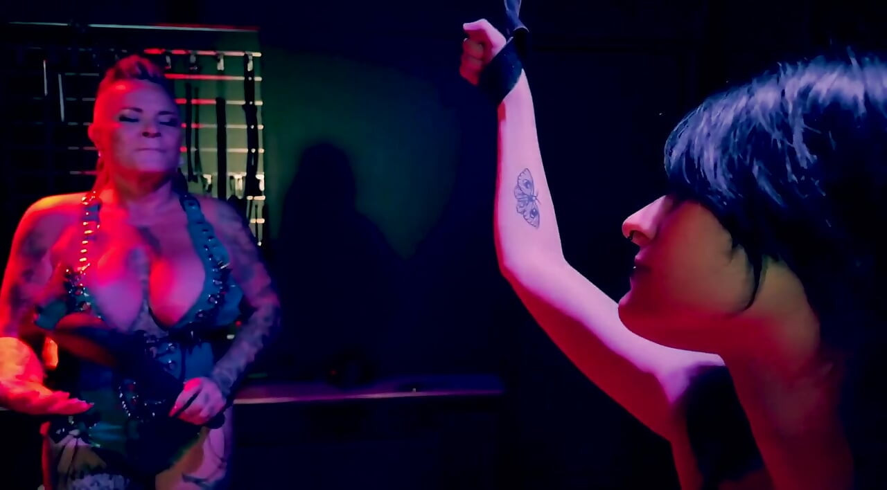 Petite Emo Girls First BDSM Session