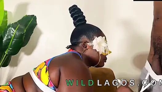 Orisha pantat nakal menunjukkan seberapa buruk pantatnya